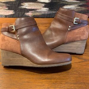 Dr Scholls Double Wedge Ankle Boots 9.5 brown